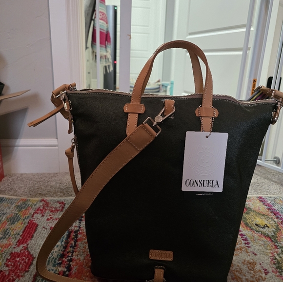 Consuela sling bag - Picture 4 of 9